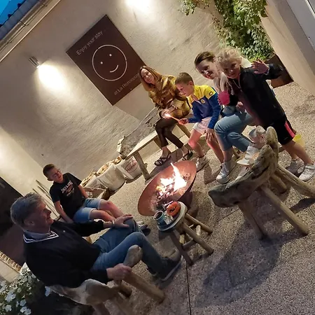 La Renaissance - Deux De Standing * Herve