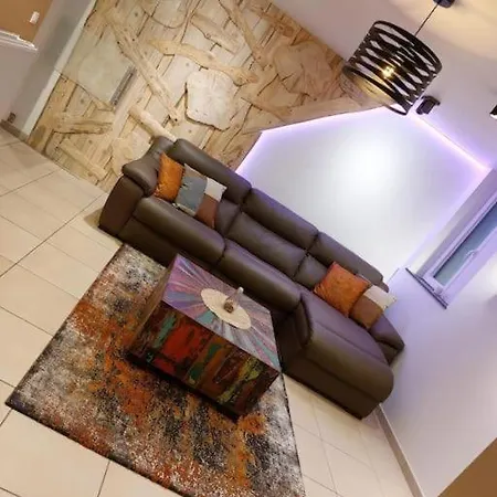 La Renaissance - Deux De Standing Apartament *