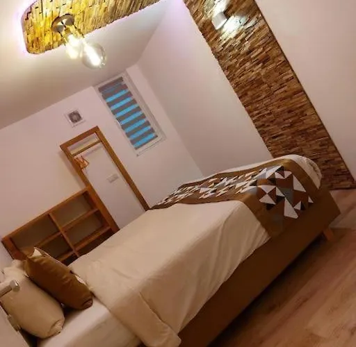 La Renaissance - Deux De Standing Herve